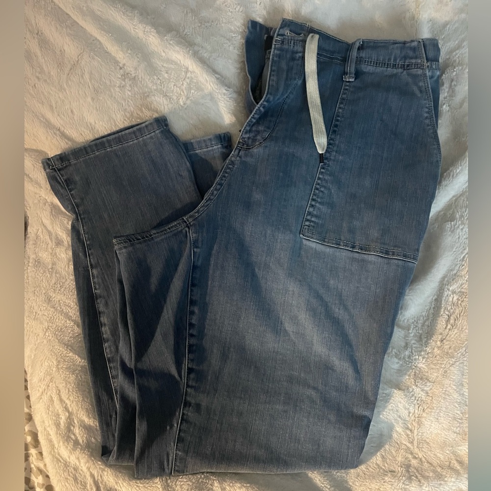 Perfect Condition Judy Blue Draw String Jeans - image 3